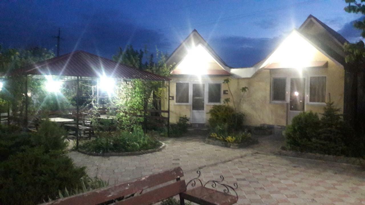 Motel Beregynya Yuzhnoukrainsk Exteriér fotografie
